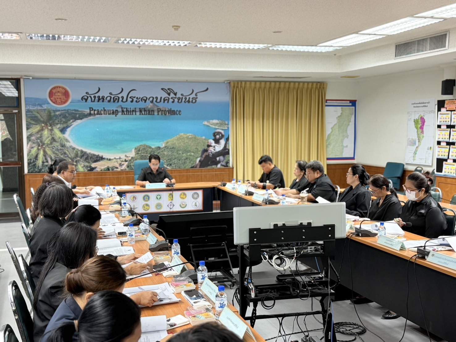 พช. ประจวบฯ จัดประชุมคณะทำงานบริหารการจัดเก็บข้อมูลความจำเป็นพื้นฐาน (จปฐ.) ระดับจังหวัด ประจำปี 2569